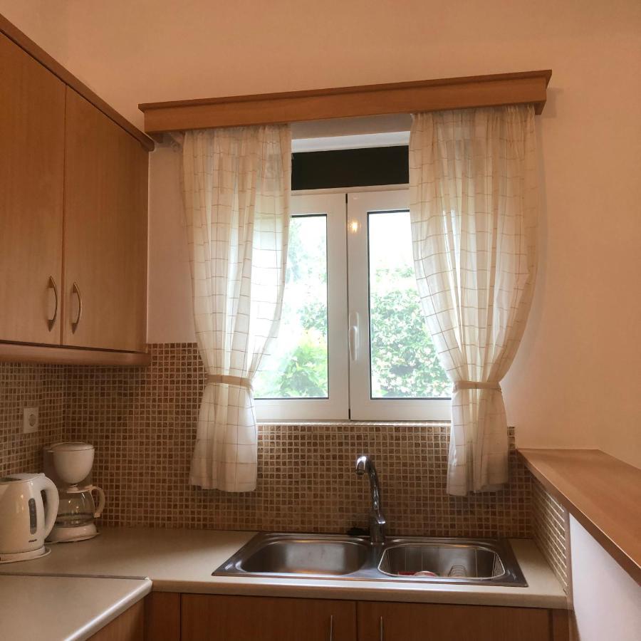 Politia Villas Kárisztosz Kültér fotó